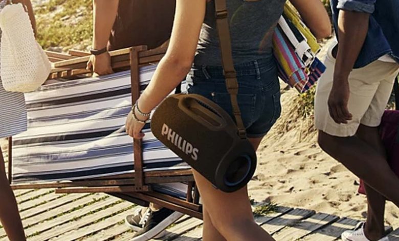 Compre uma caixa de som Philips potente e ganhe um fone Bluetooth da marca na Amazon