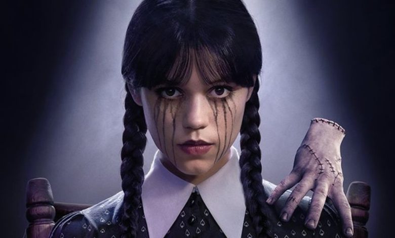 Funkos, LEGO, jogos de cartas e outros itens temáticos da série Wandinha