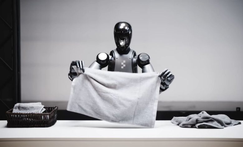 Robô humanoide de empresa norte-americana agora até dobra roupas