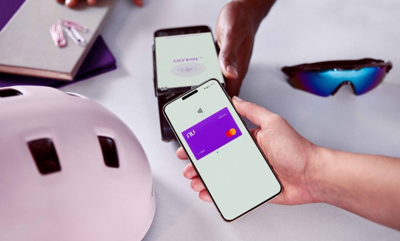 Nubank lança cartão de crédito para menores de idade com limite pelas 'Caixinhas'