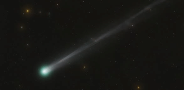 Cometa Lemmon é verde e brilhante