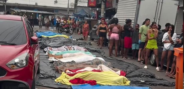 Corpos são deixados em praça do Complexo da Penha após operação que deixou dezenas de mortos no Rio