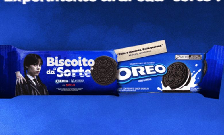Modo Wandinha: Oreo lança edição limitada do biscoito inspirada na série