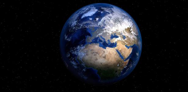 Áreas escuras do planeta Terra, como oceanos e rochas, absorvem mais calor, afirma cientistas