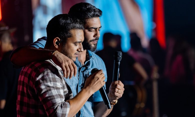 Spotify revela hits e artistas mais ouvidos em 2025; lista do Brasil é dominada por sertanejo, pagode e funk