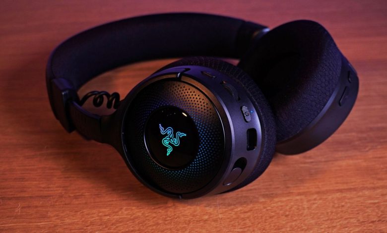 Review: Razer Kraken V4 conquista na bateria e conforto, mas peca no áudio