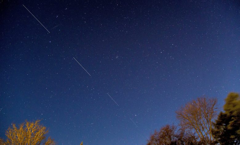 Starlink vai baixar altitude de satélites para reduzir risco de colisão