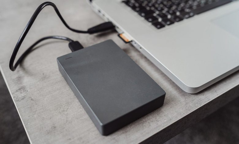 HD externo pode ser alternativa mais econômica à nuvem; modelo da Toshiba entra em oferta