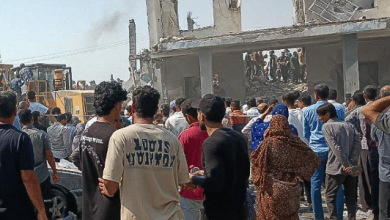 28.fev.2026 - Escola feminina foi bombardeada em Minab, na província de Hormozgan, no sul do Irã