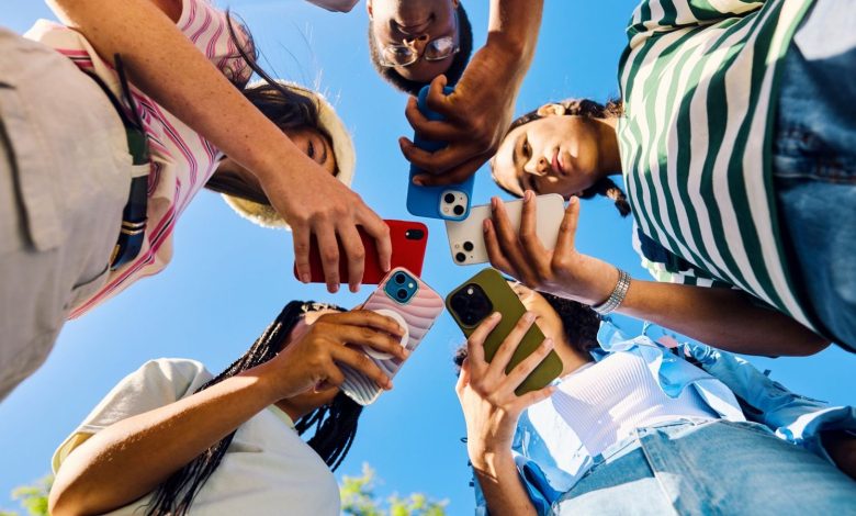 Mais países estudam proibir redes sociais para menores de 16 anos