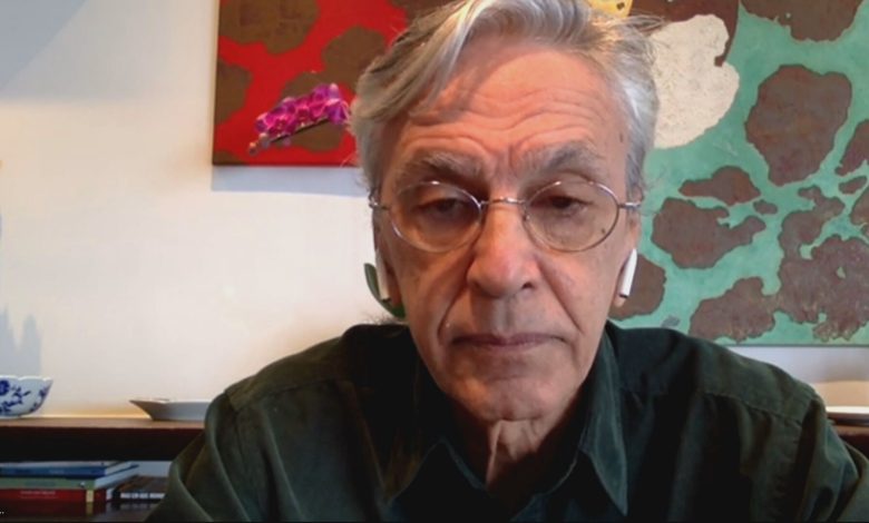 É #FAKE vídeo de Caetano Veloso pedindo apoio a Lula em 2026; áudio foi criado com IA
