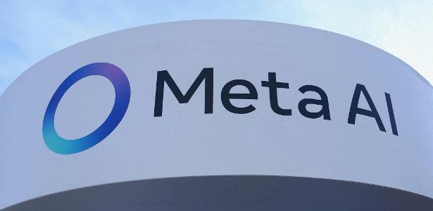 20.jan.2025 - Logotipo da Meta AI (inteligência artificial da Meta) em estande da empresa durante o Fórum Econômico Mundial, em Davos (Suíça)