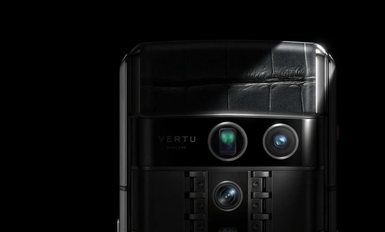 Vertu: conheça o histórico misterioso da marca de celular utilizada por Virgínia