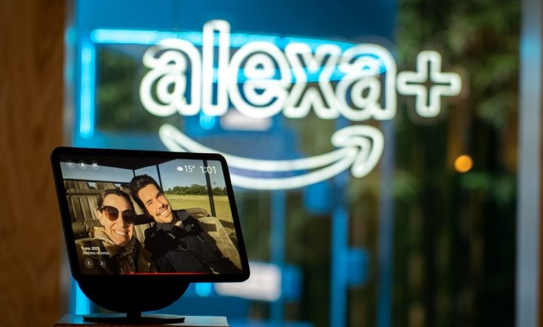 Amazon traz Alexa+ ao Brasil e aposta em IA como o ChatGPT para renovar assistente virtual