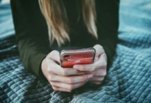 Amor na era do swipe: como apps mudaram o namoro no Brasil