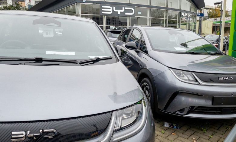 EUA acusam Alibaba, BYD e mais empresas de terem laços com militares da China