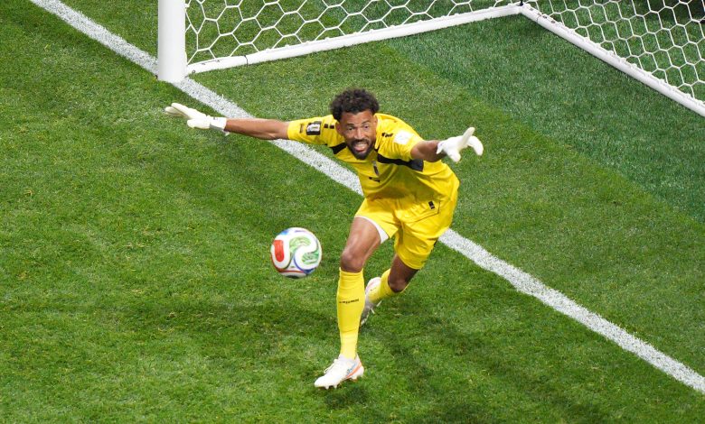Memes: Vozinha, goleiro de Cabo Verde, diverte nas redes após defesas em jogo contra Espanha; veja reações