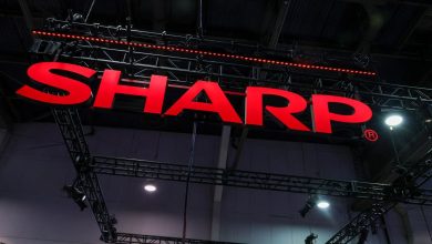 Que fim levou a Sharp, marca icônica de TVs e videocassetes?
