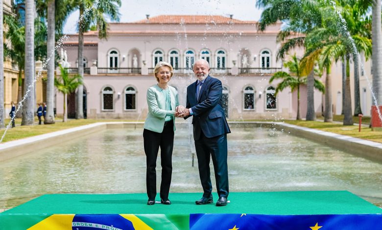 UE fecha parceria tecnológica com Brasil para reduzir dependência de gigantes dos EUA