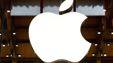 23.abr.2025 - Logotipo da Apple em loja da companhia em Paris, na França