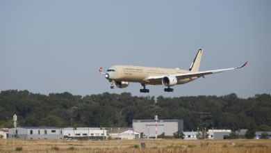 Avião de rota mais longa do mundo bate recorde com voo direto de 24 horas