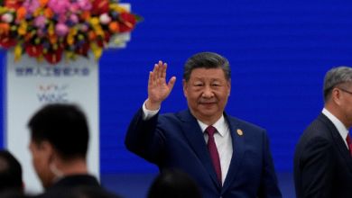 17.jul.26 - O presidente chinês, Xi Jinping, discursa na cerimônia de abertura da Conferência Mundial de Inteligência Artificial em Xangai, na China