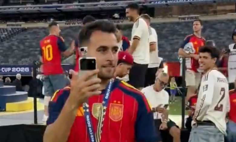 Honor Robot Phone aparece com jogador espanhol na final da Copa
