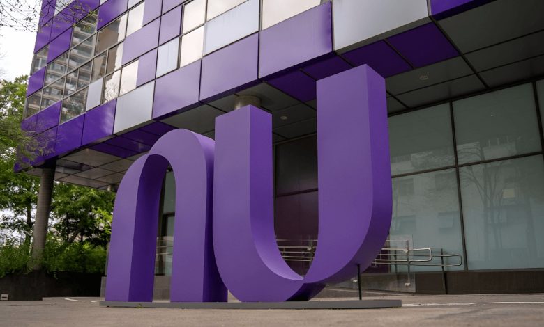 Nubank compra Porto Real para não perder o 'bank'