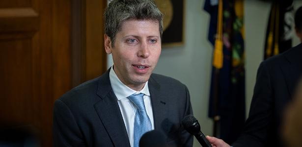 3.jun.2026 - Sam Altman, CEO da OpenAI, durante entrevista em Washington, nos EUA