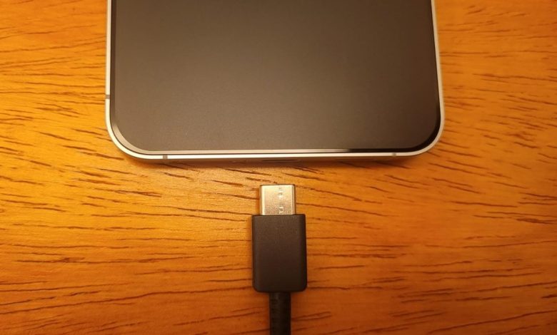 Seu celular não tem entrada para fone? Veja quais modelos com fio funcionam