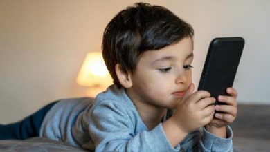 Você vai ficar 25 anos diante da tela; 5 dicas para sair do celular