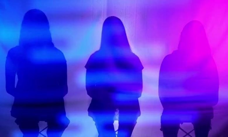 'Foi um choque': grupo de adolescentes descobre colega de classe por trás de imagens pornográficas falsas feitas com IA