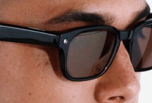 Homem usando Meta Glass