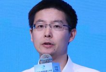 20.ago.2026 - Wang Xingxing, CEO da Unitree, durante a Conferência Mundial de Robôs, realizada em Pequim, na China