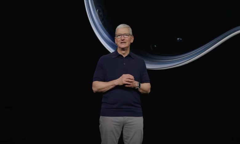 Em último dia como CEO da Apple, Tim Cook se despede em carta aos funcionários: 'É difícil acreditar que este dia chegou'