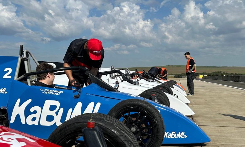 Logitech transforma jogadores em pilotos no G Racing Series, competição ao estilo Fórmula 1