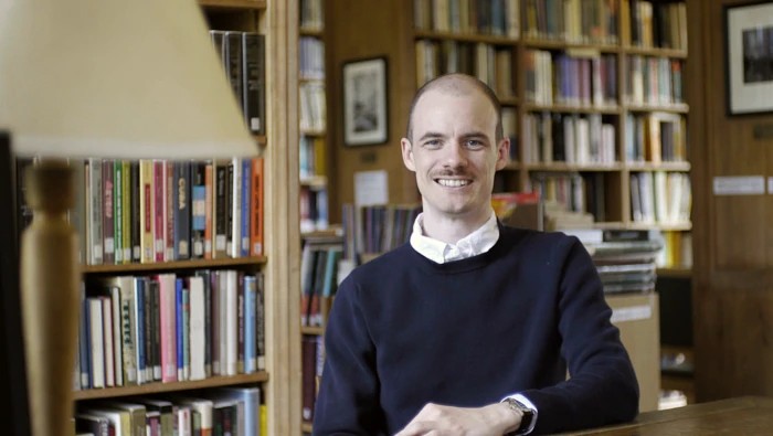 Por que impacto da IA em eleições pode estar sendo exagerado, segundo pesquisador de Oxford