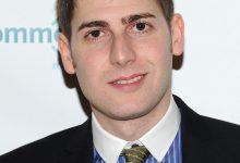 Quem é Eduardo Saverin, bilionário brasileiro que comprou participação no Liverpool