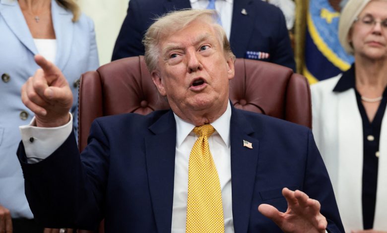 Trump diz que Congresso dos EUA quer regulamentar a IA 'até acabar com ela'