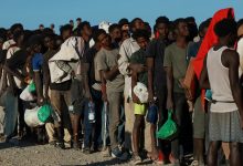 UE cobra Meta e TikTok por combate à desinformação após aumento de migrantes em Ceuta