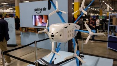 4.jun.2026 - Drone Prime Air, da Amazon, exibido durante evento em Dartford, no Reino Unido