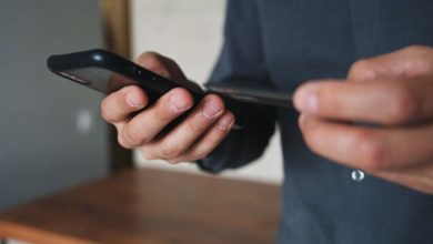 Alteração de IMEIs e notas fiscais falsas: entenda esquema usado por criminosos para comercializar celulares roubados