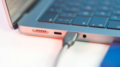 Bateria do notebook: deixar na tomada o dia todo faz mal?